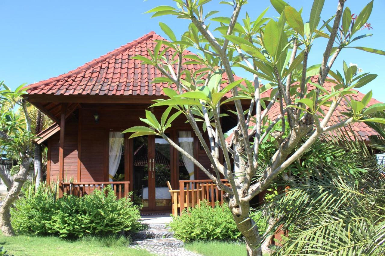 Bamboo Bungalows Batununggul Exterior foto
