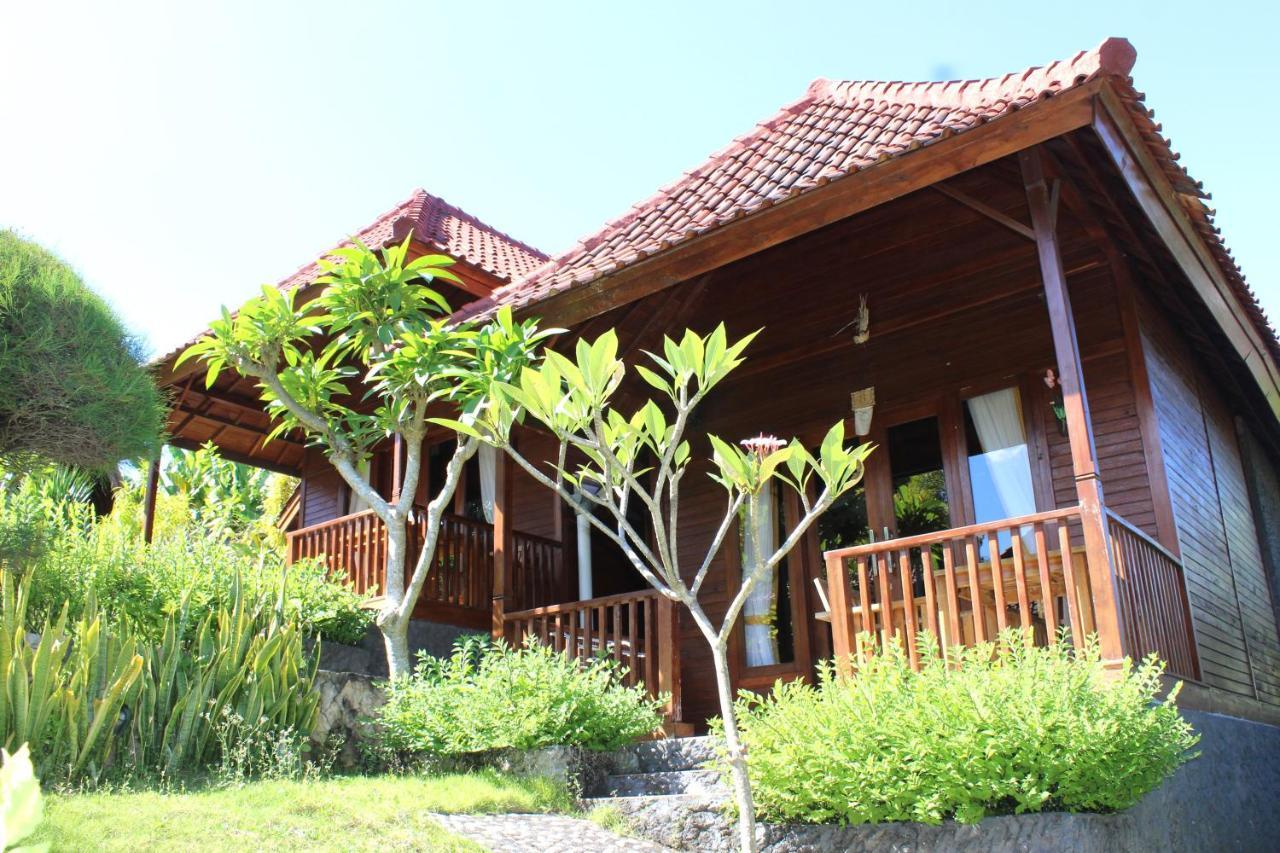Bamboo Bungalows Batununggul Exterior foto