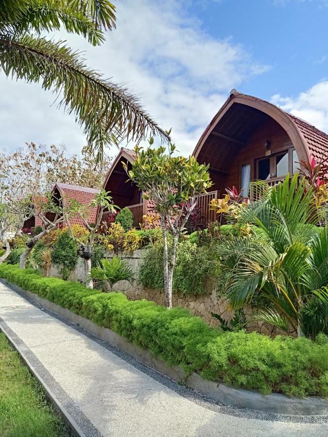 Bamboo Bungalows Batununggul Exterior foto